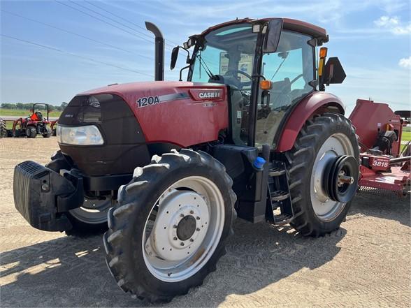 2016 Case-IH FARMALL120AT4B