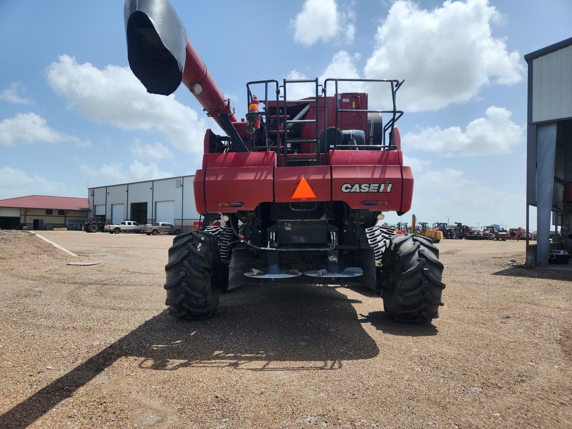 2011 Case-IH 7120