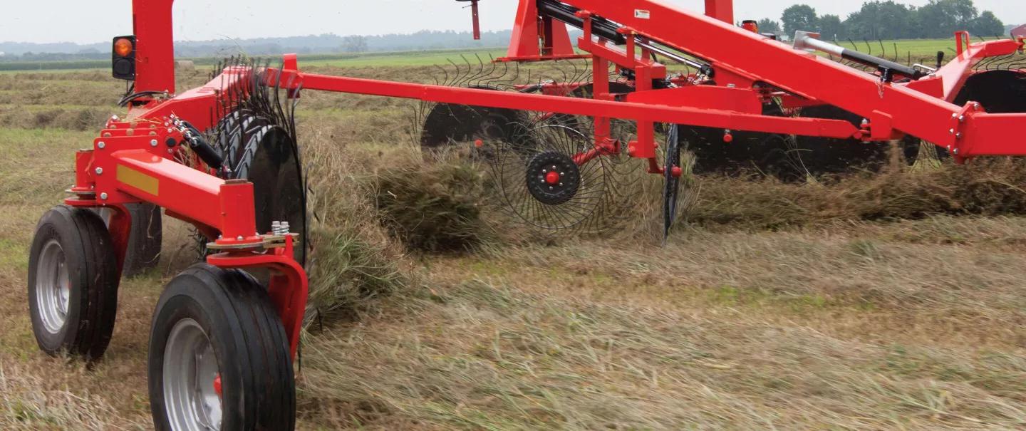 KUHN Wheel Rakes